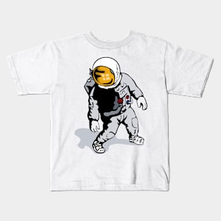 Astronaut Standing Retro Kids T-Shirt